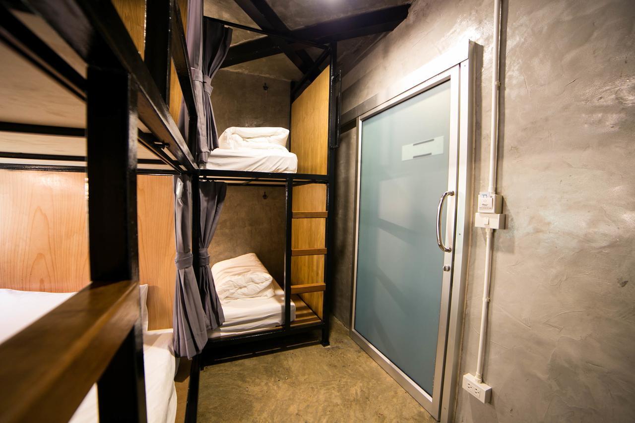 In My Bed Hostel Bangkok Exterior foto