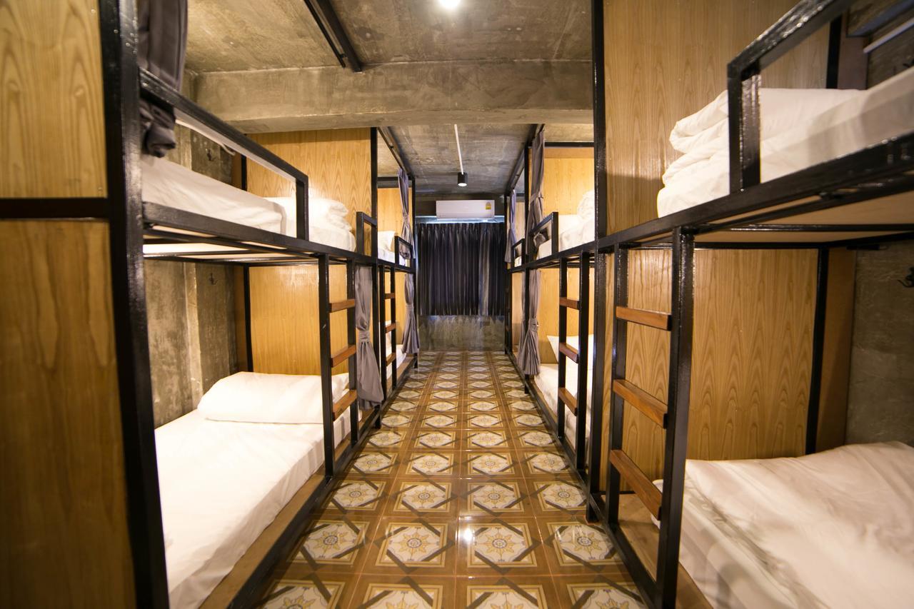 In My Bed Hostel Bangkok Exterior foto